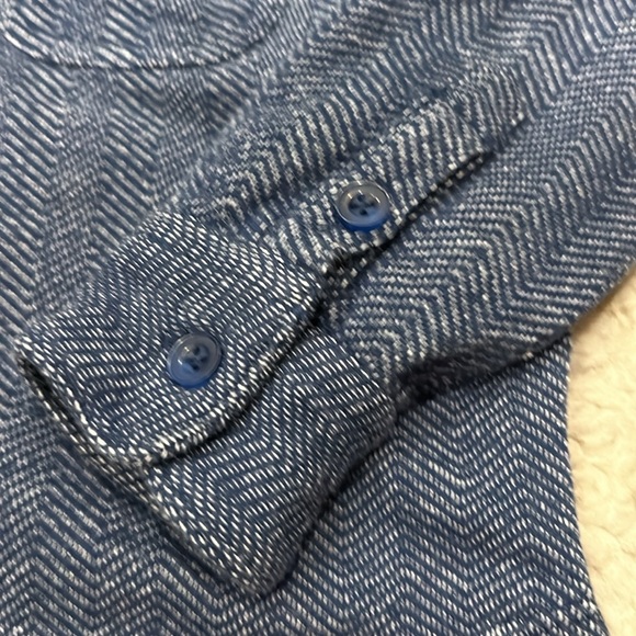 Hanna Andersson button down - Picture 4 of 6